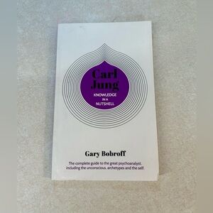 Carl Jung Book Knowledge in a Nutshell Paperback